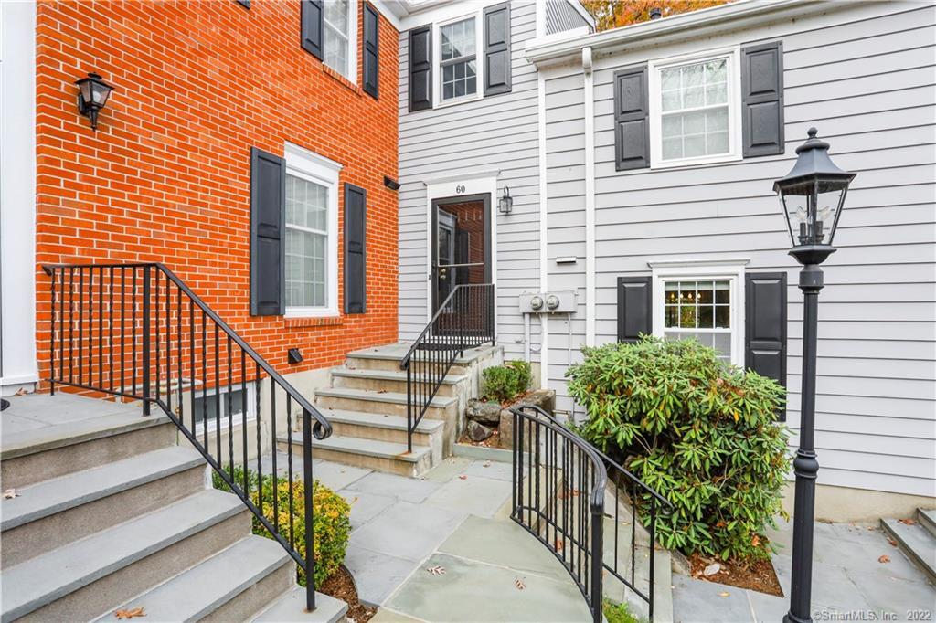 60 Greenwich Hills Drive 60