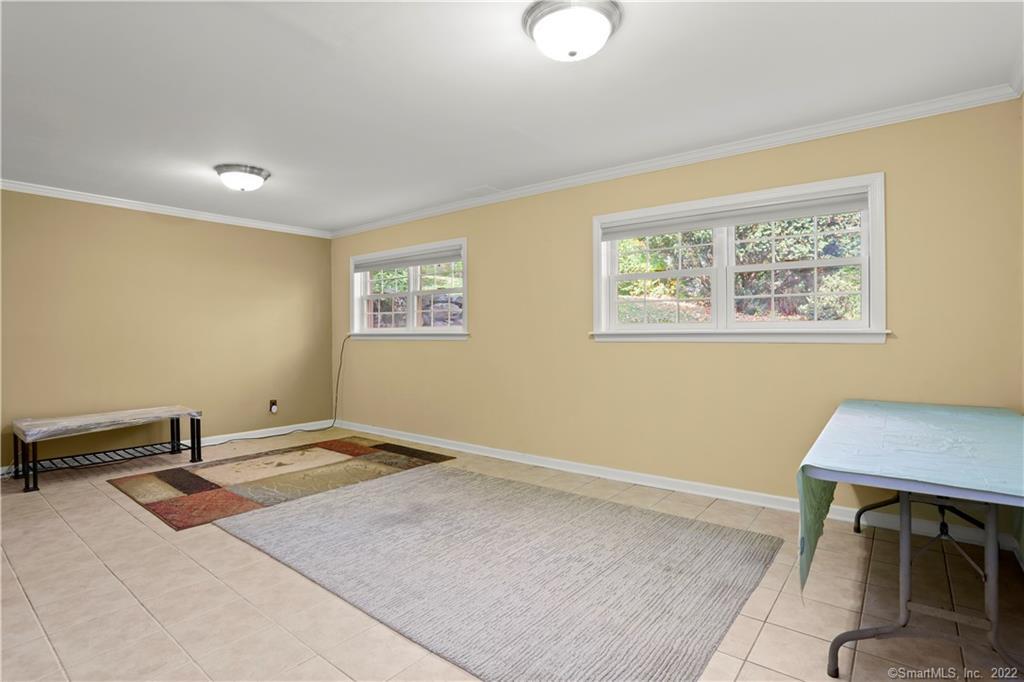 60 Greenwich Hills Drive 60