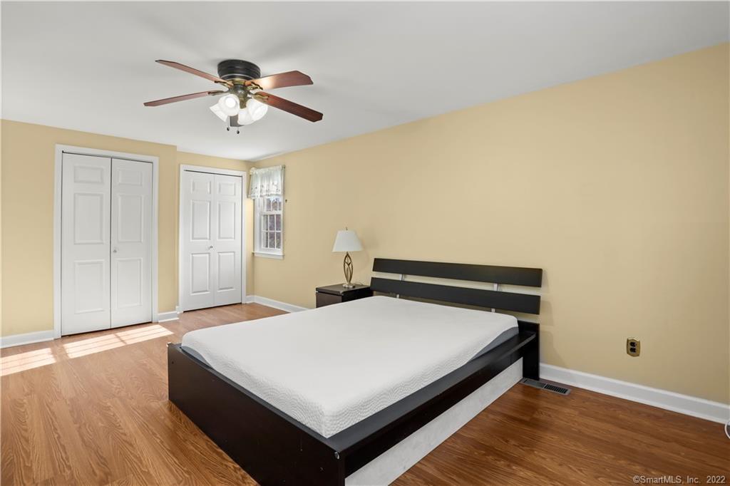 60 Greenwich Hills Drive 60