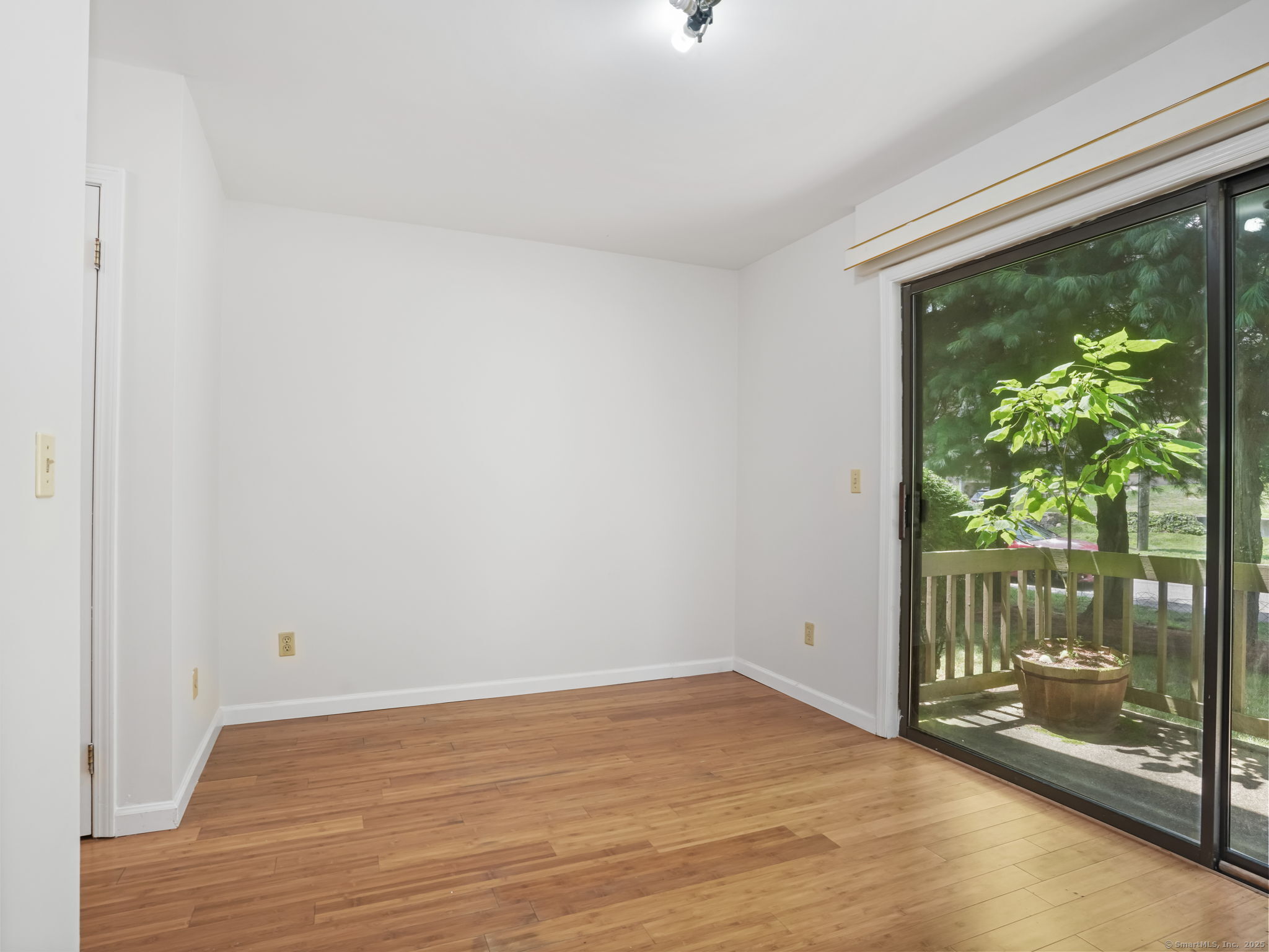 100 Willowbrook Avenue 100