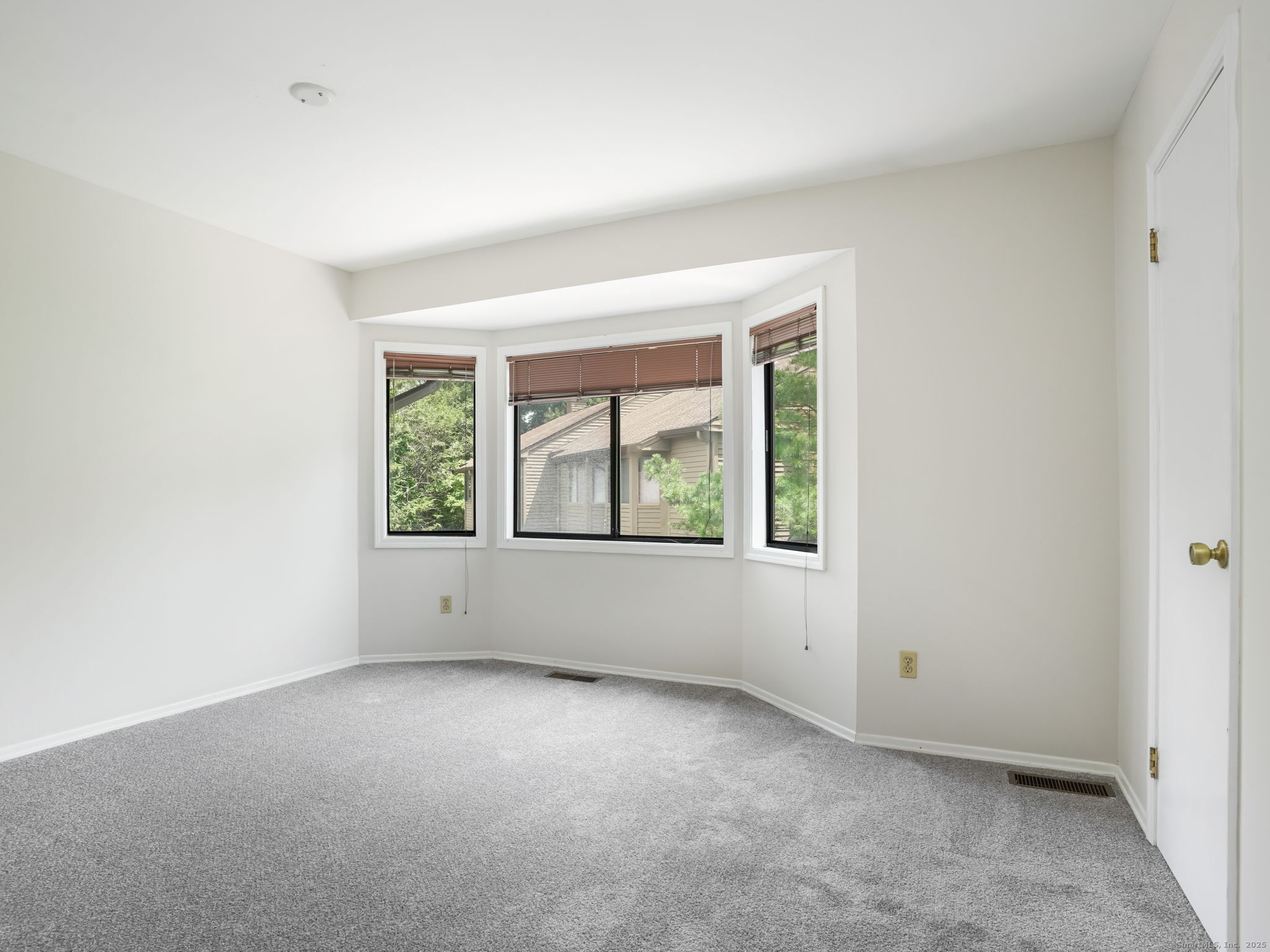100 Willowbrook Avenue 100