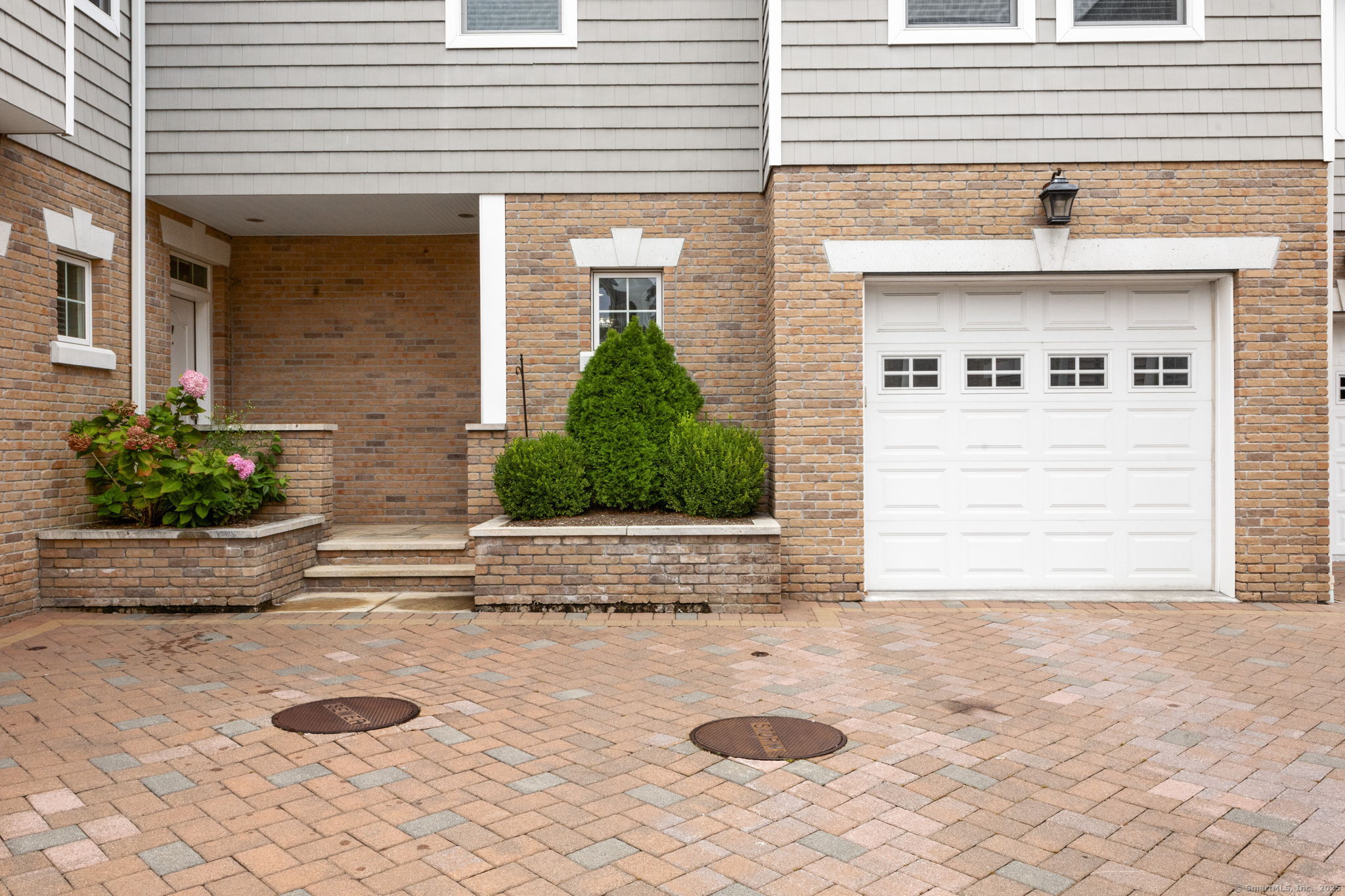 88 Maple Tree Avenue APT G