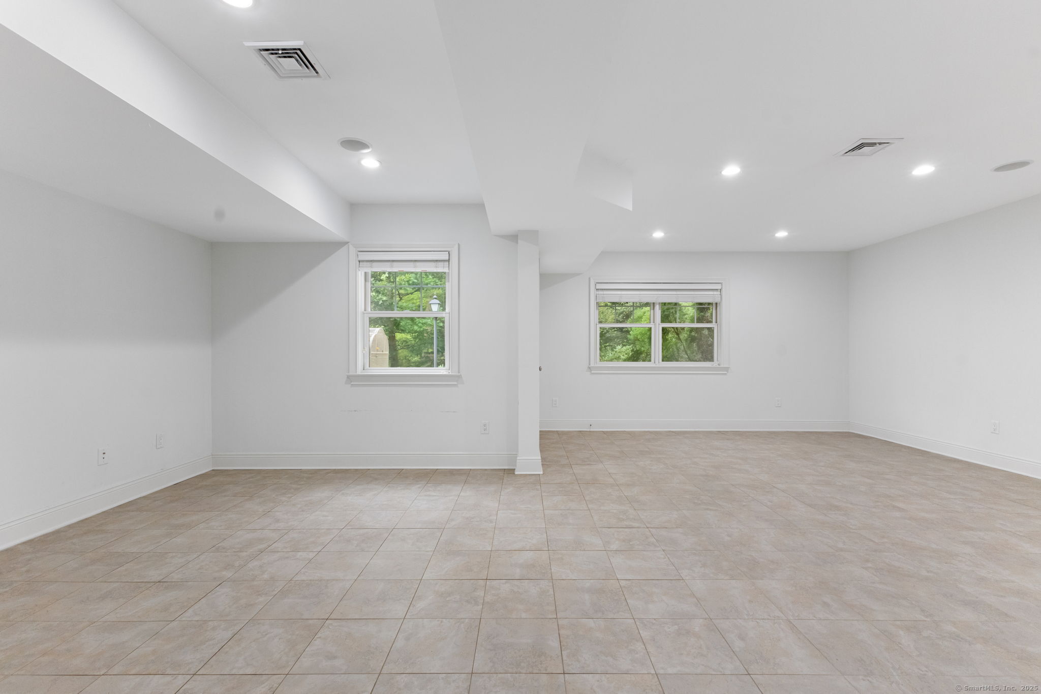88 Maple Tree Avenue APT G
