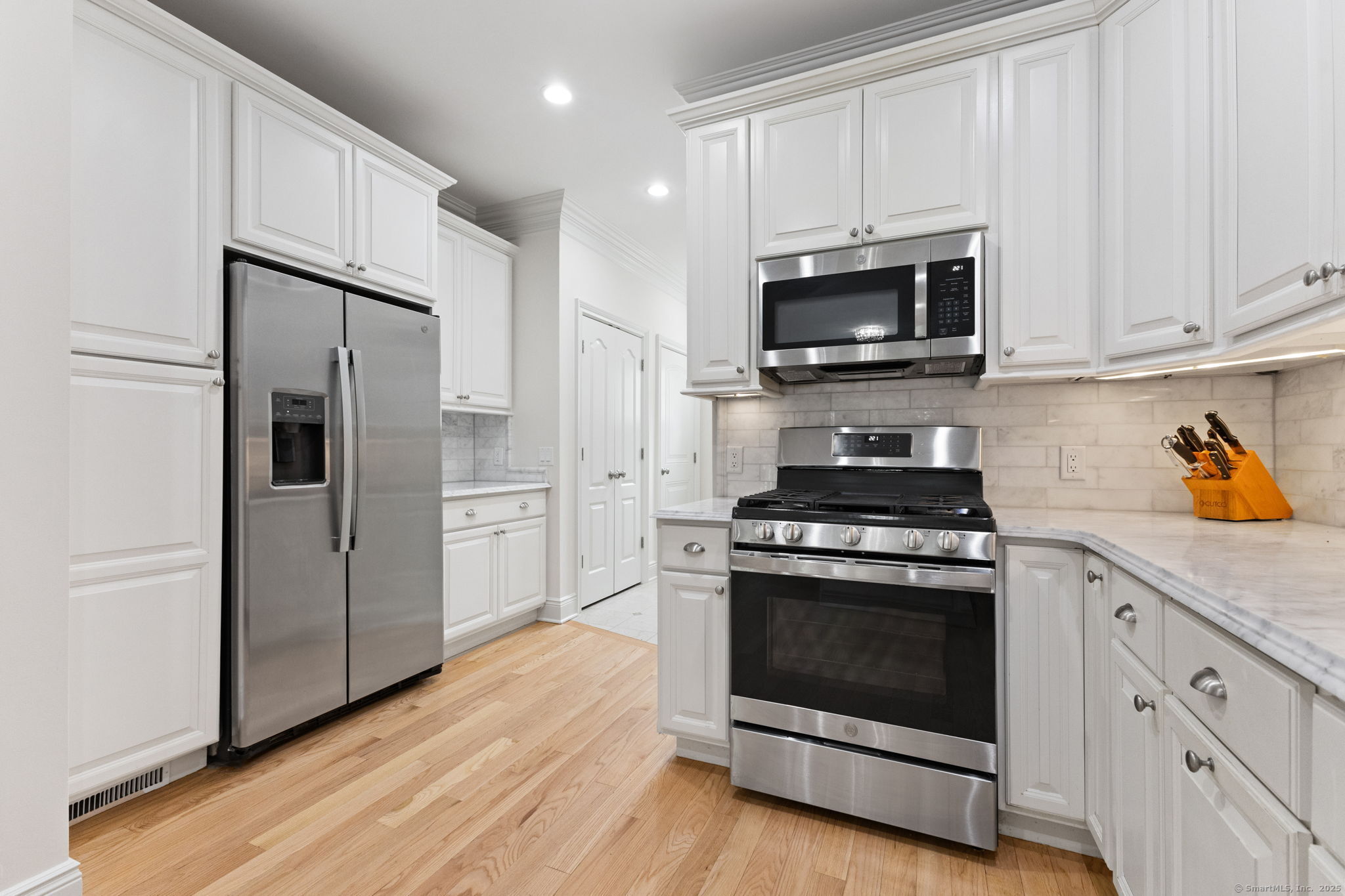 88 Maple Tree Avenue APT G