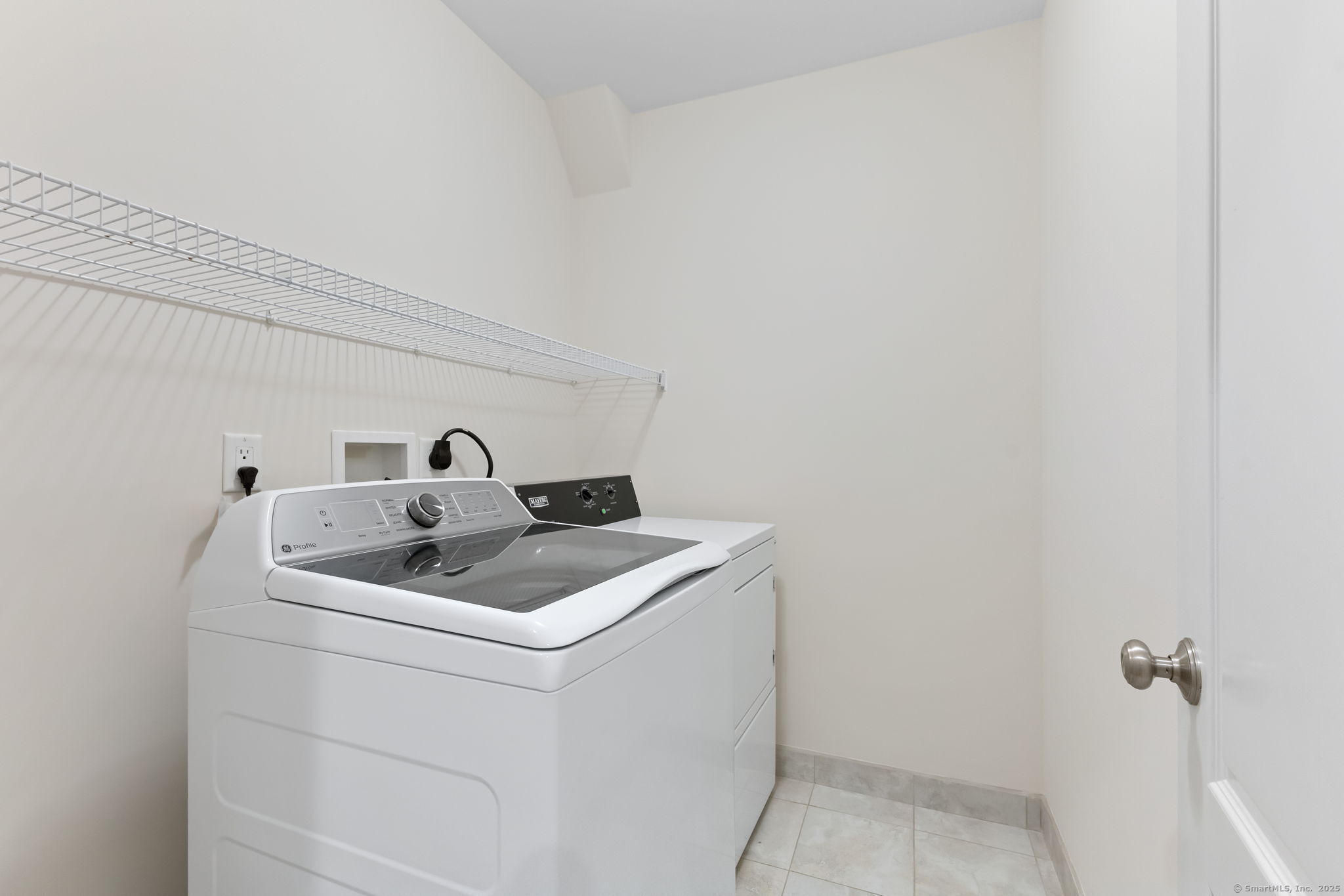 88 Maple Tree Avenue APT G