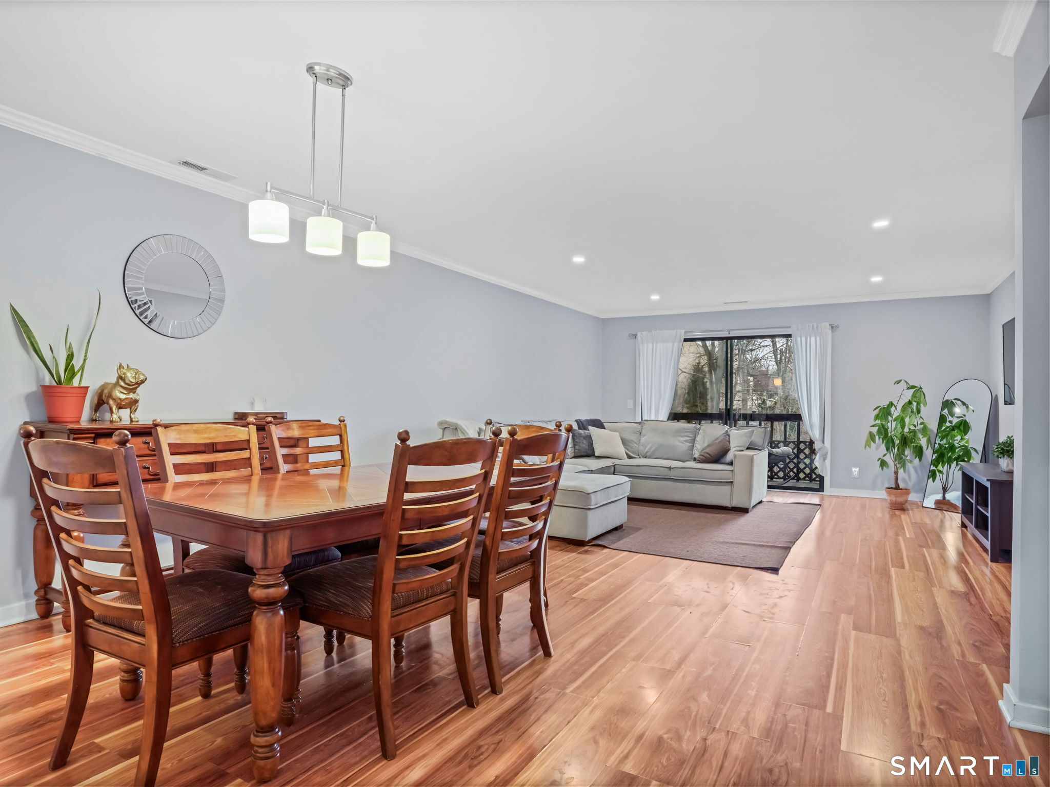 16 Bouton Street East (16) B6