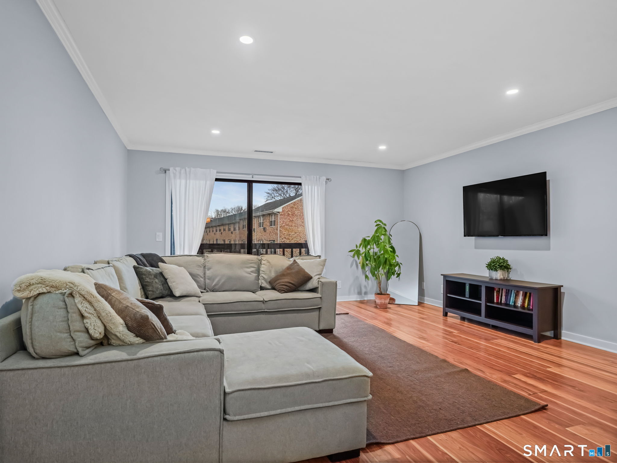 16 Bouton Street East (16) B6