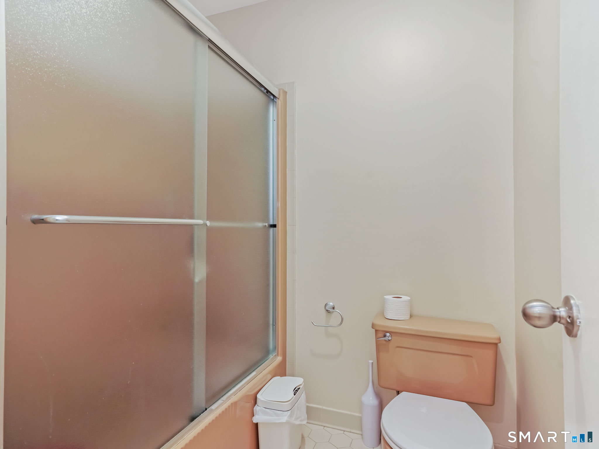 16 Bouton Street East (16) B6