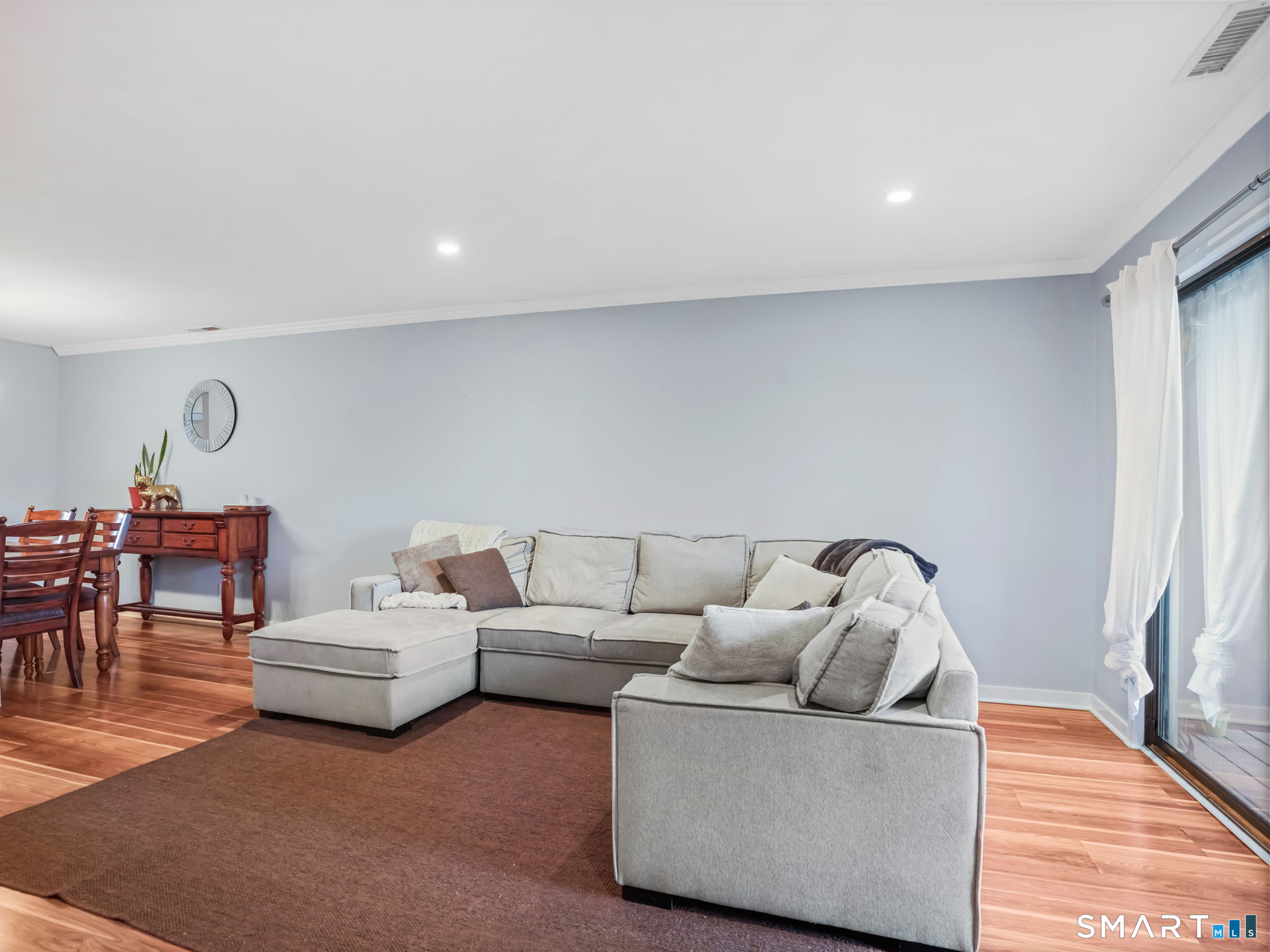 16 Bouton Street East (16) B6