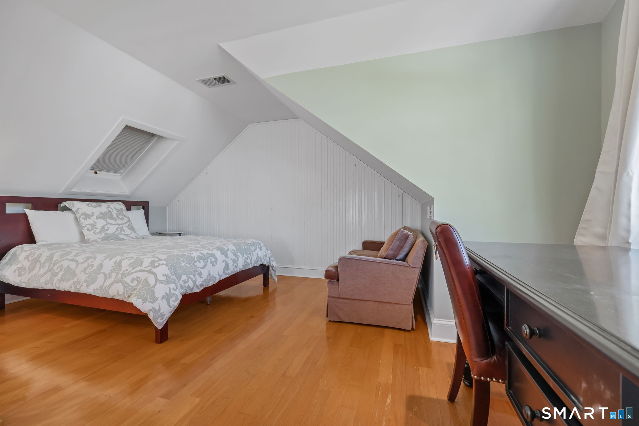 49 Buena Vista Street