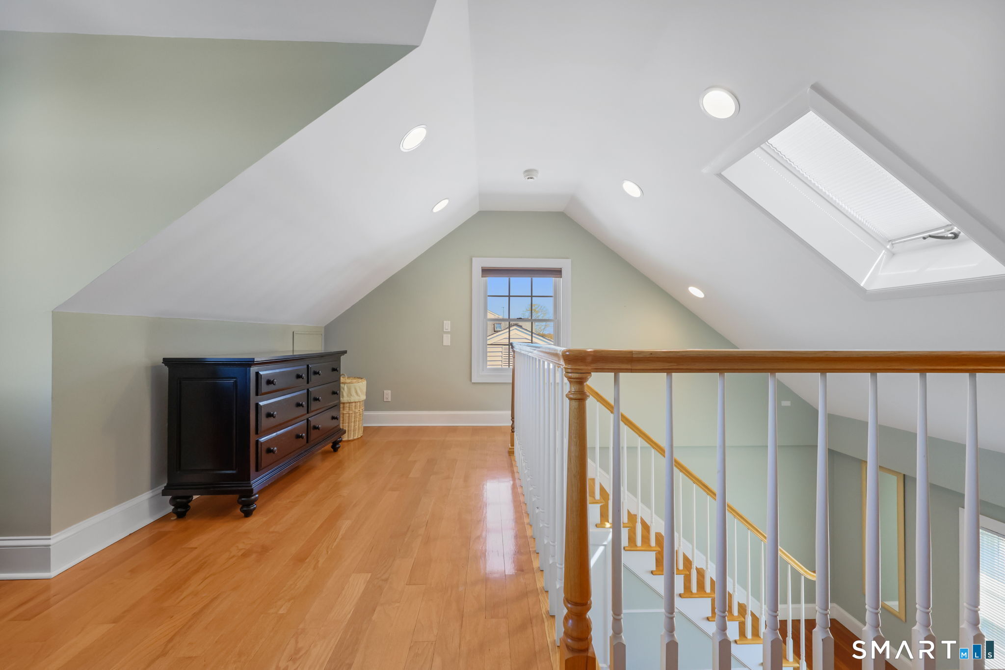 49 Buena Vista Street