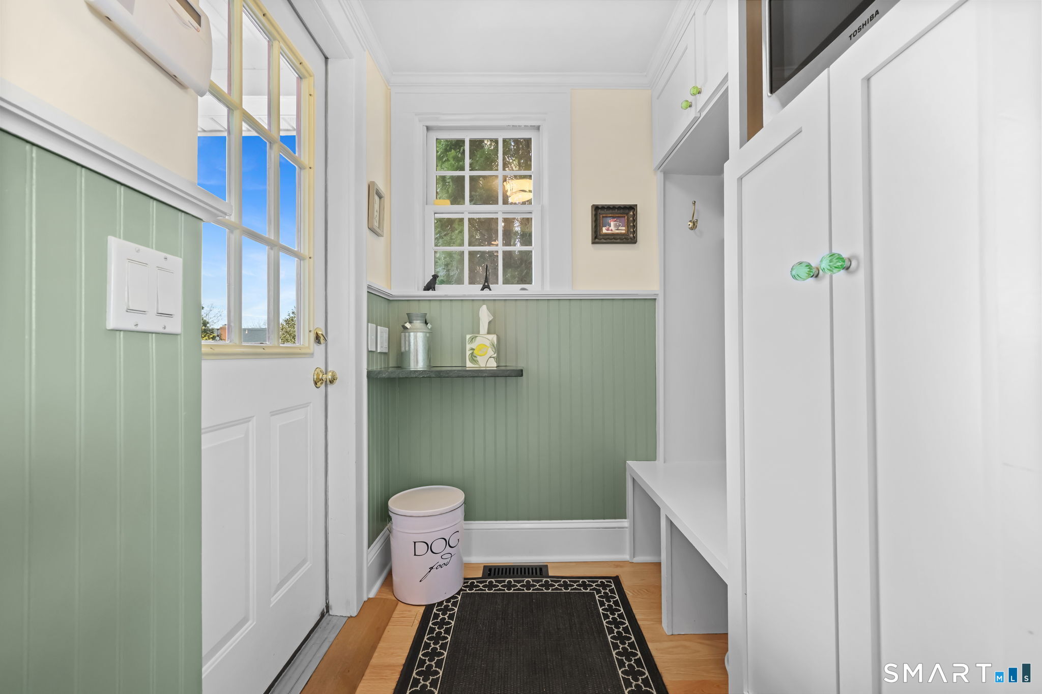 49 Buena Vista Street