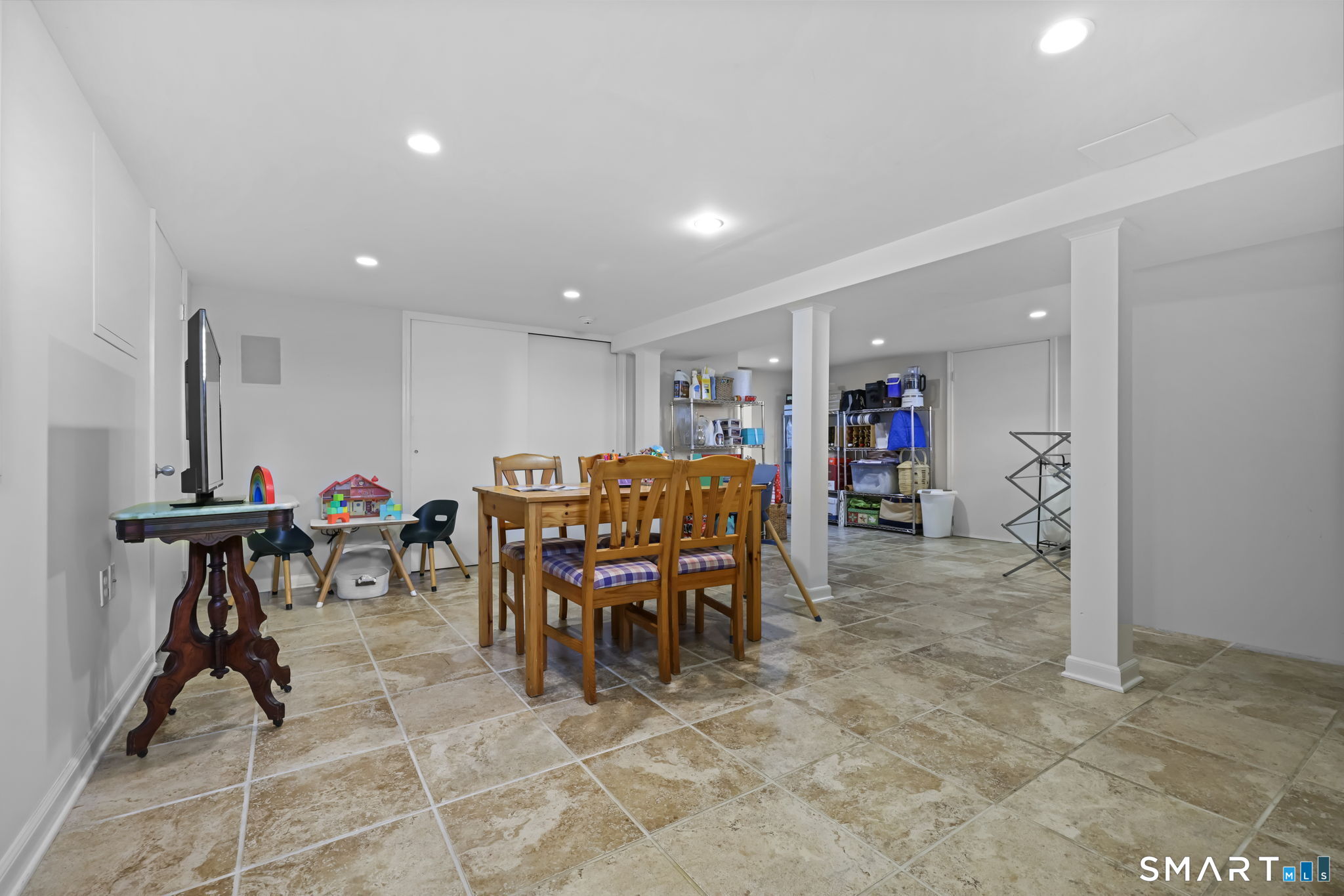 49 Buena Vista Street