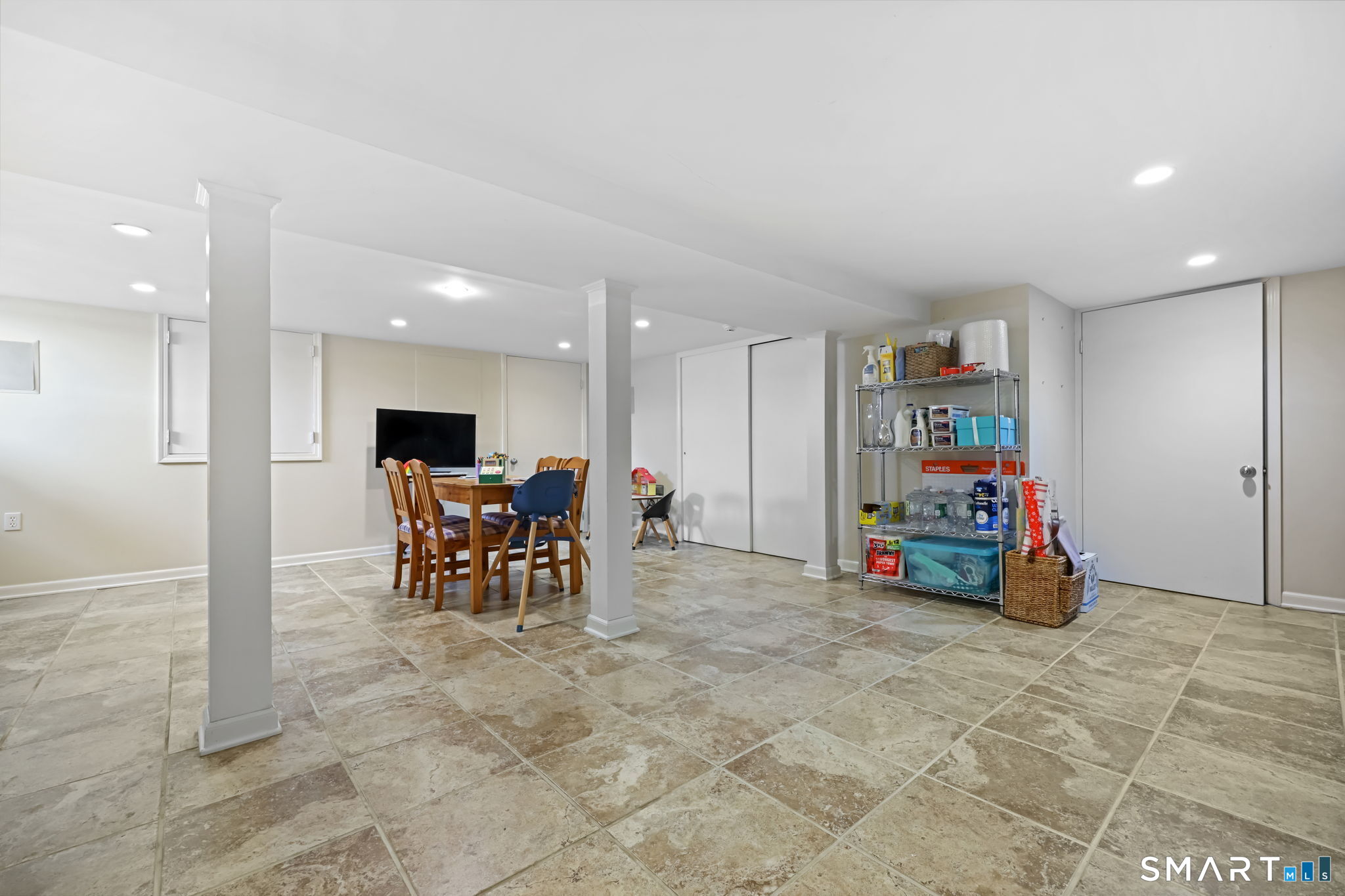 49 Buena Vista Street