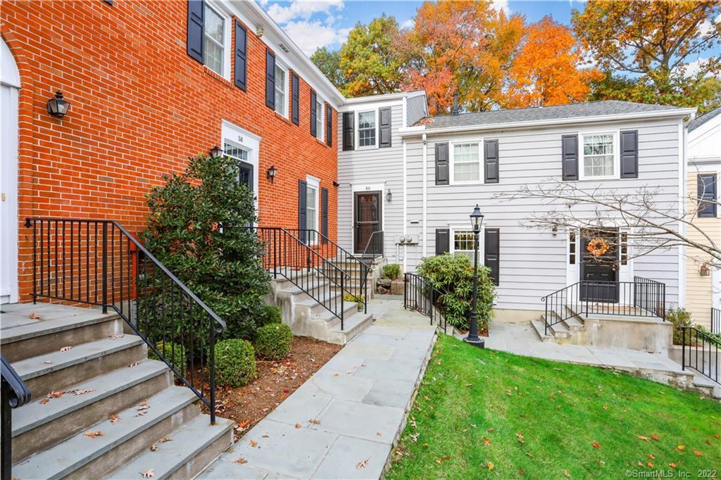 60 Greenwich Hills Drive 60