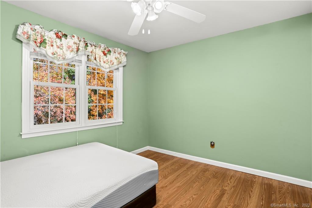 60 Greenwich Hills Drive 60