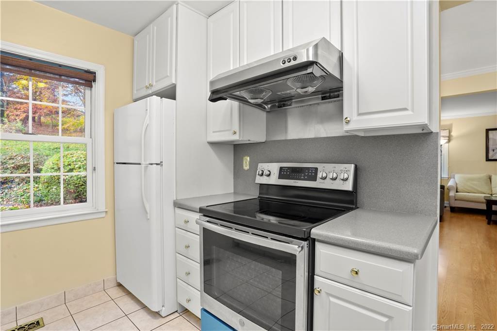 60 Greenwich Hills Drive 60