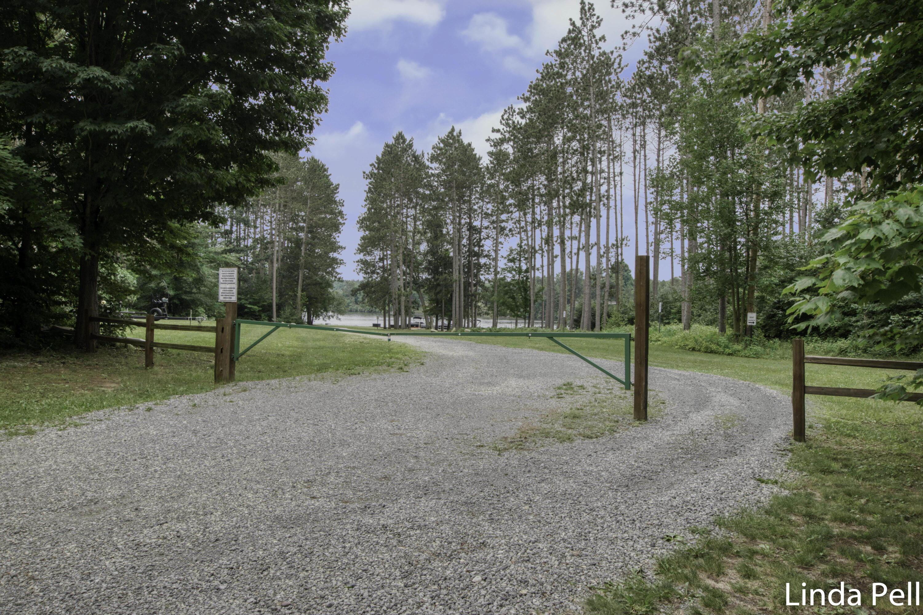 21940 Hilltop Circle