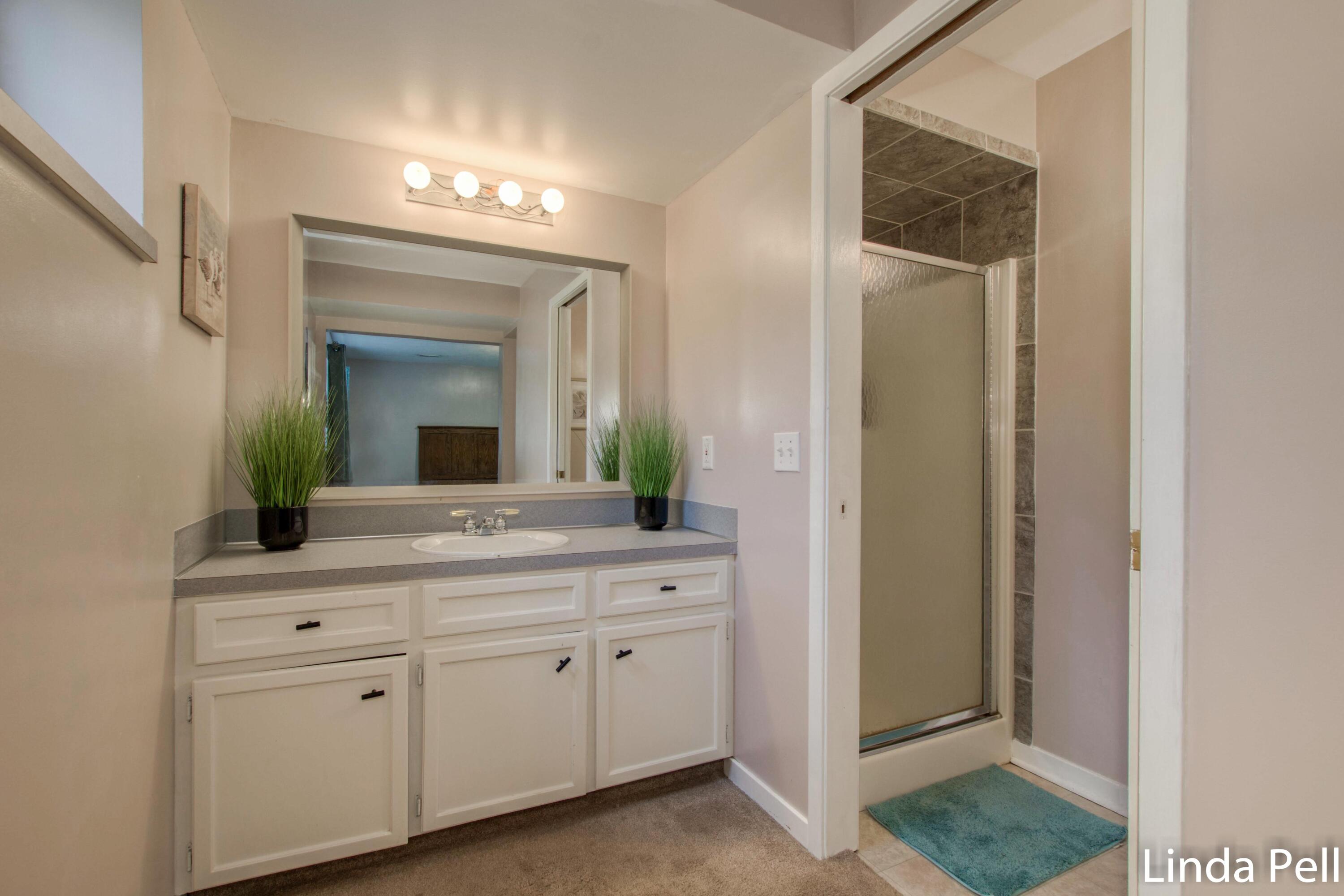 4366 Canal Avenue SW, 7