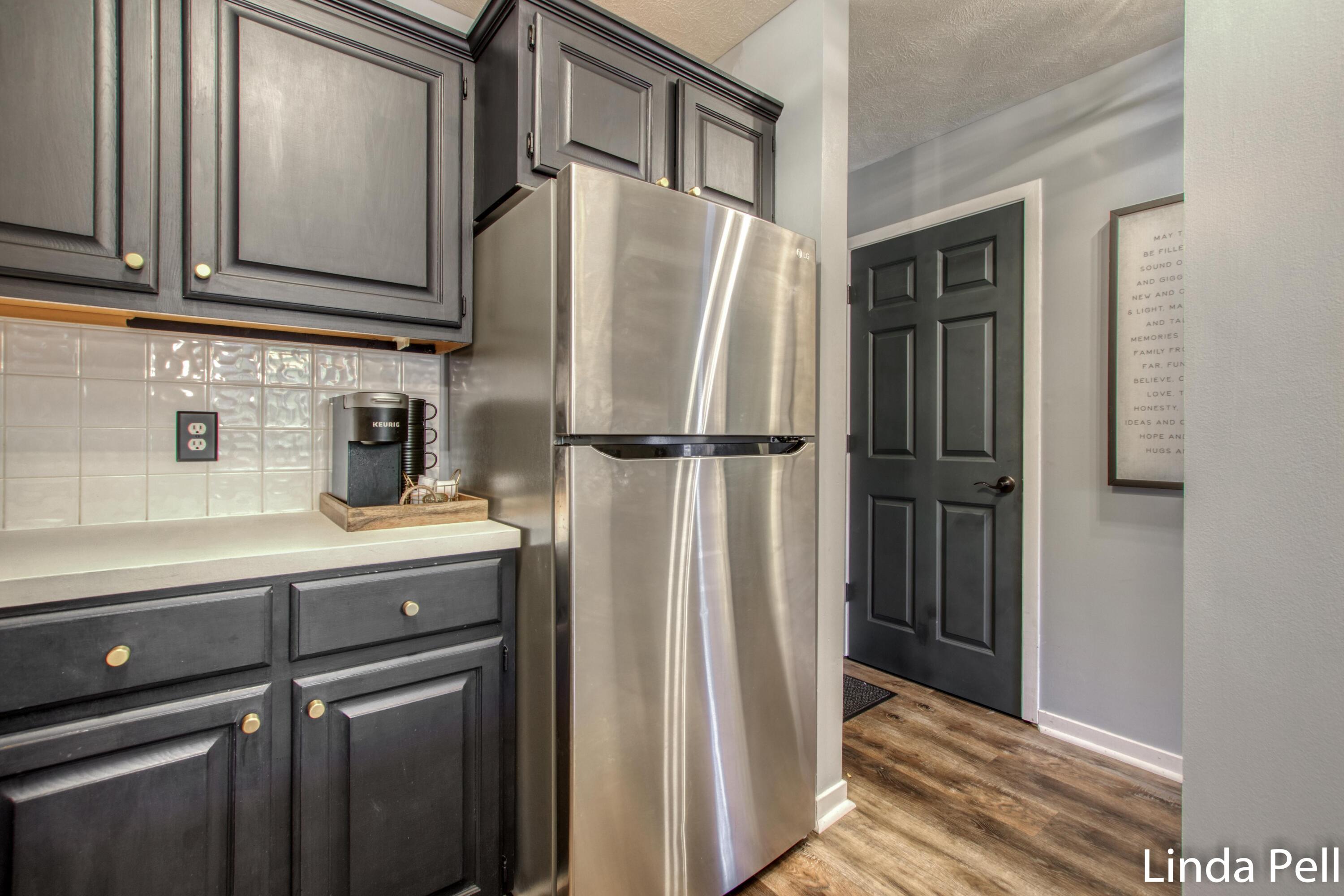 4366 Canal Avenue SW, 7