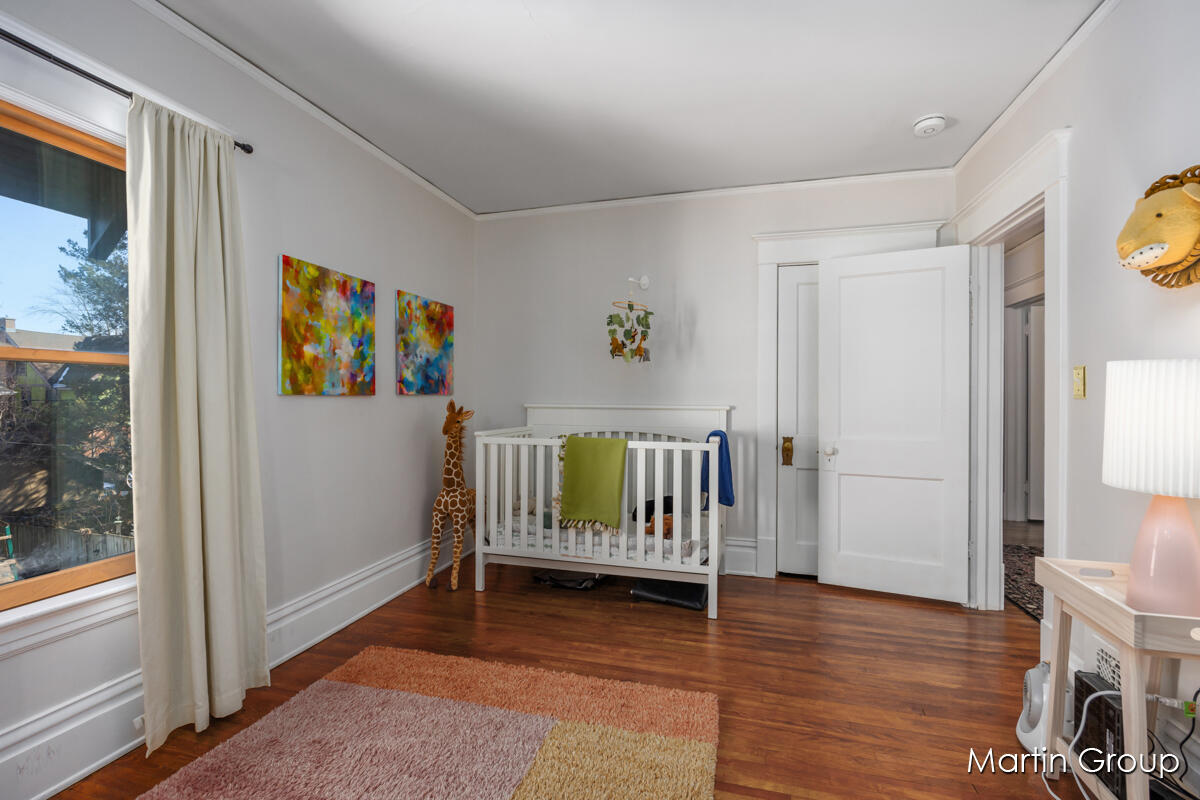 320 Benjamin Avenue SE