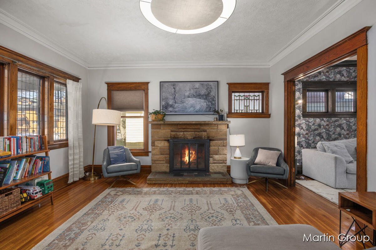 320 Benjamin Avenue SE