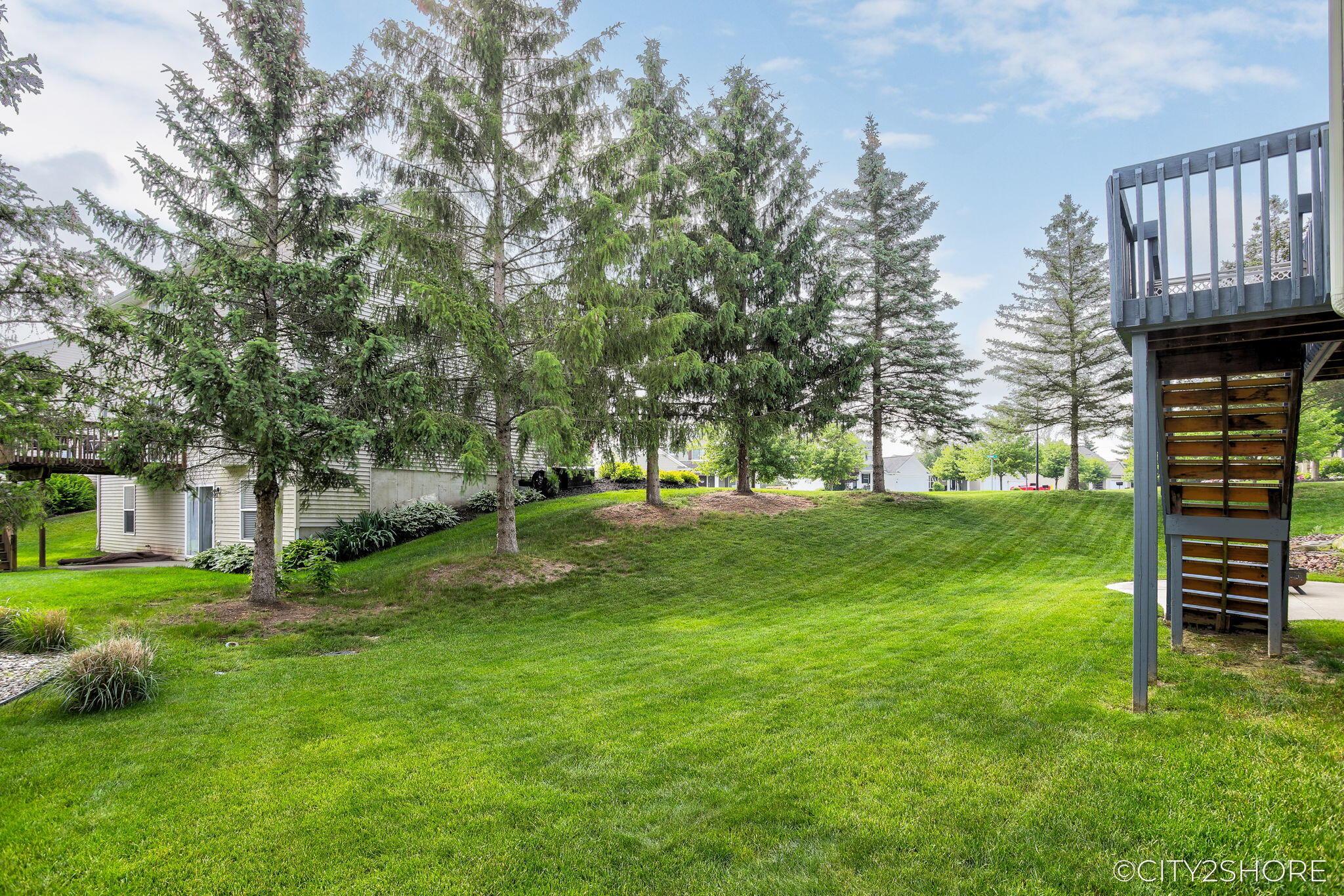 8474 Twin Lakes Drive