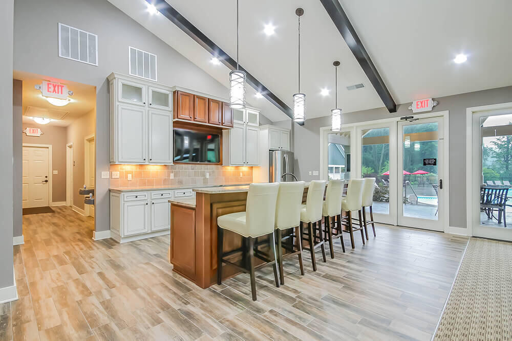 8474 Twin Lakes Drive