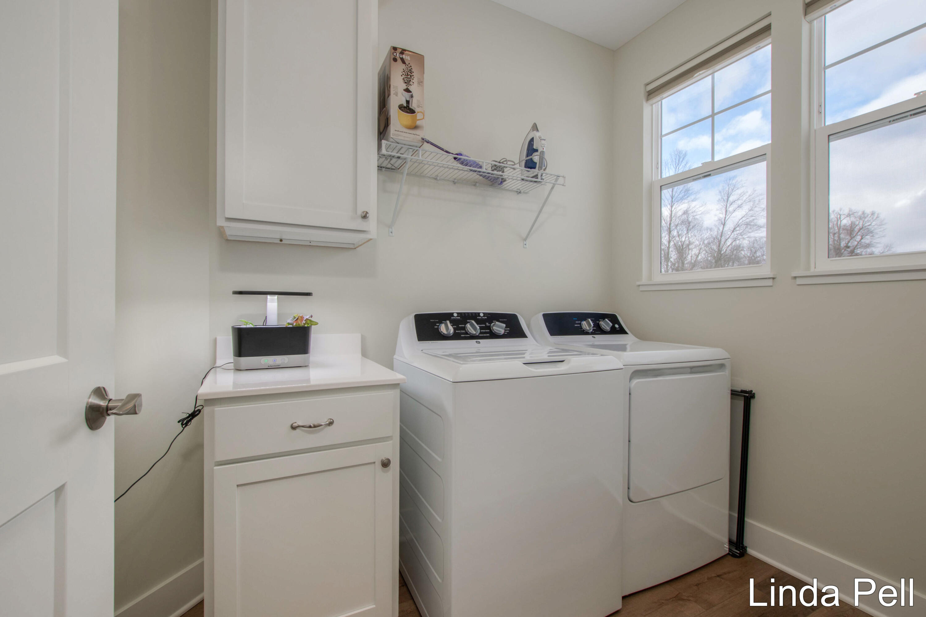 2384 Watertown Way 44