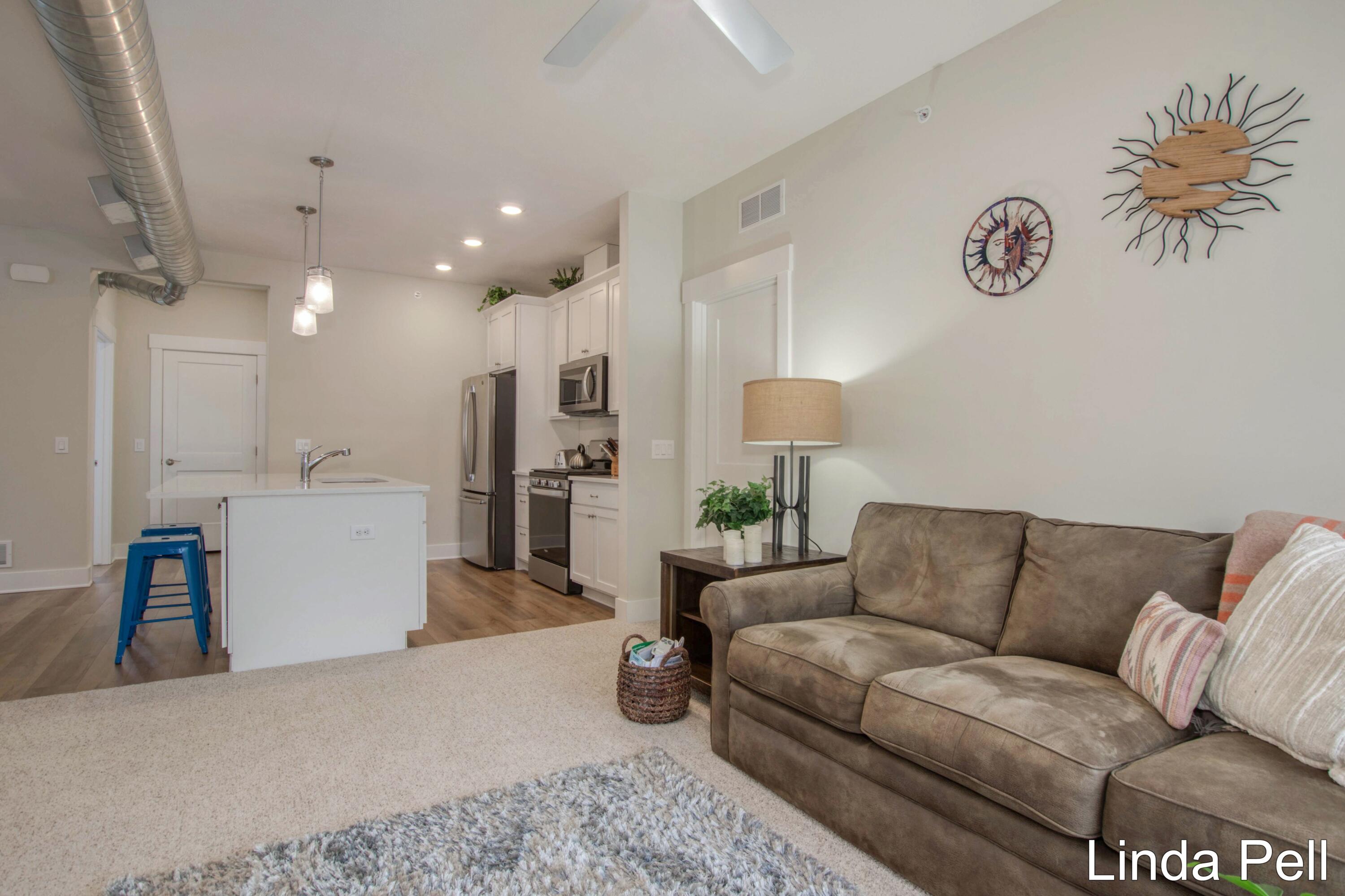 2384 Watertown Way 44