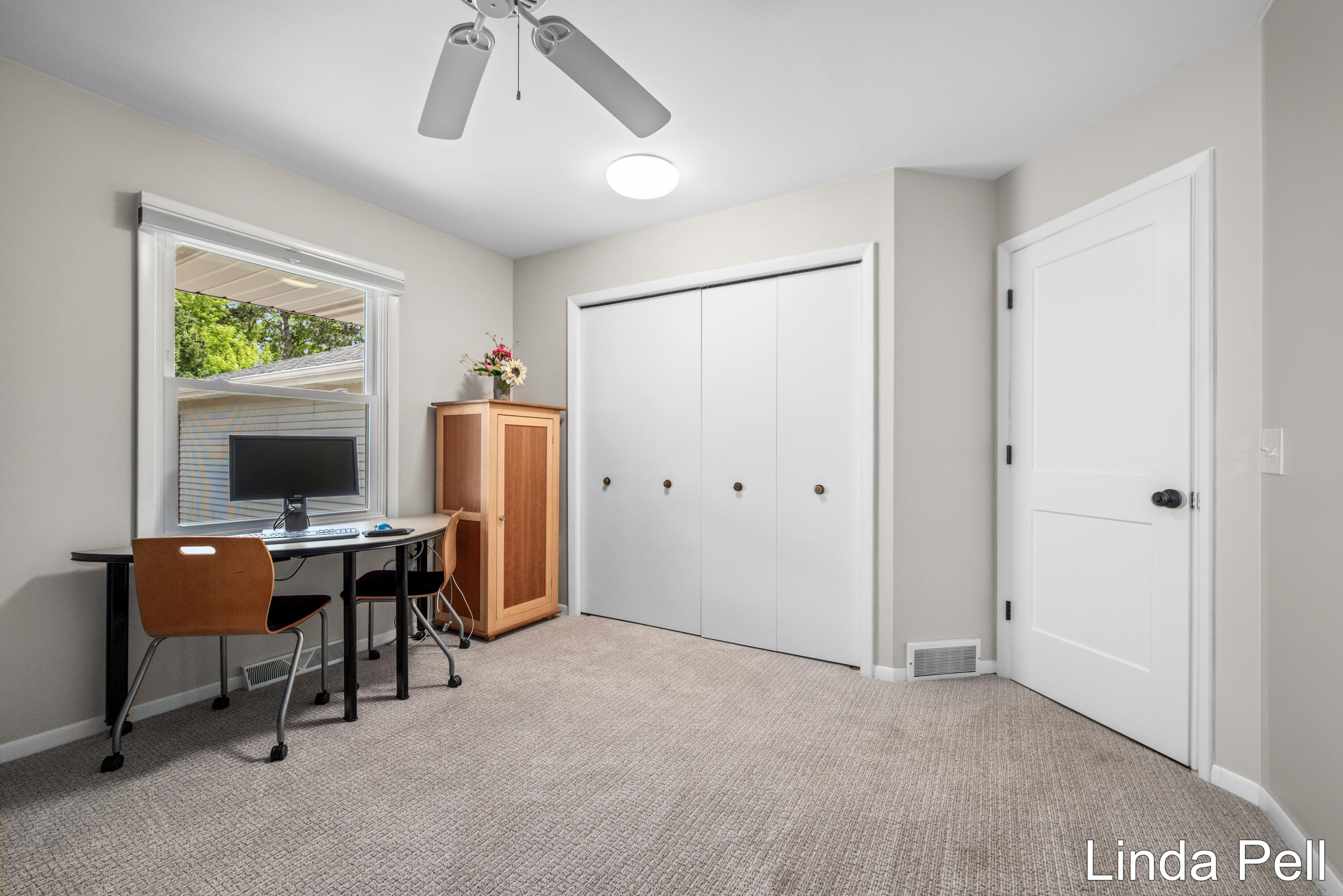179 Laurelwood Court SW