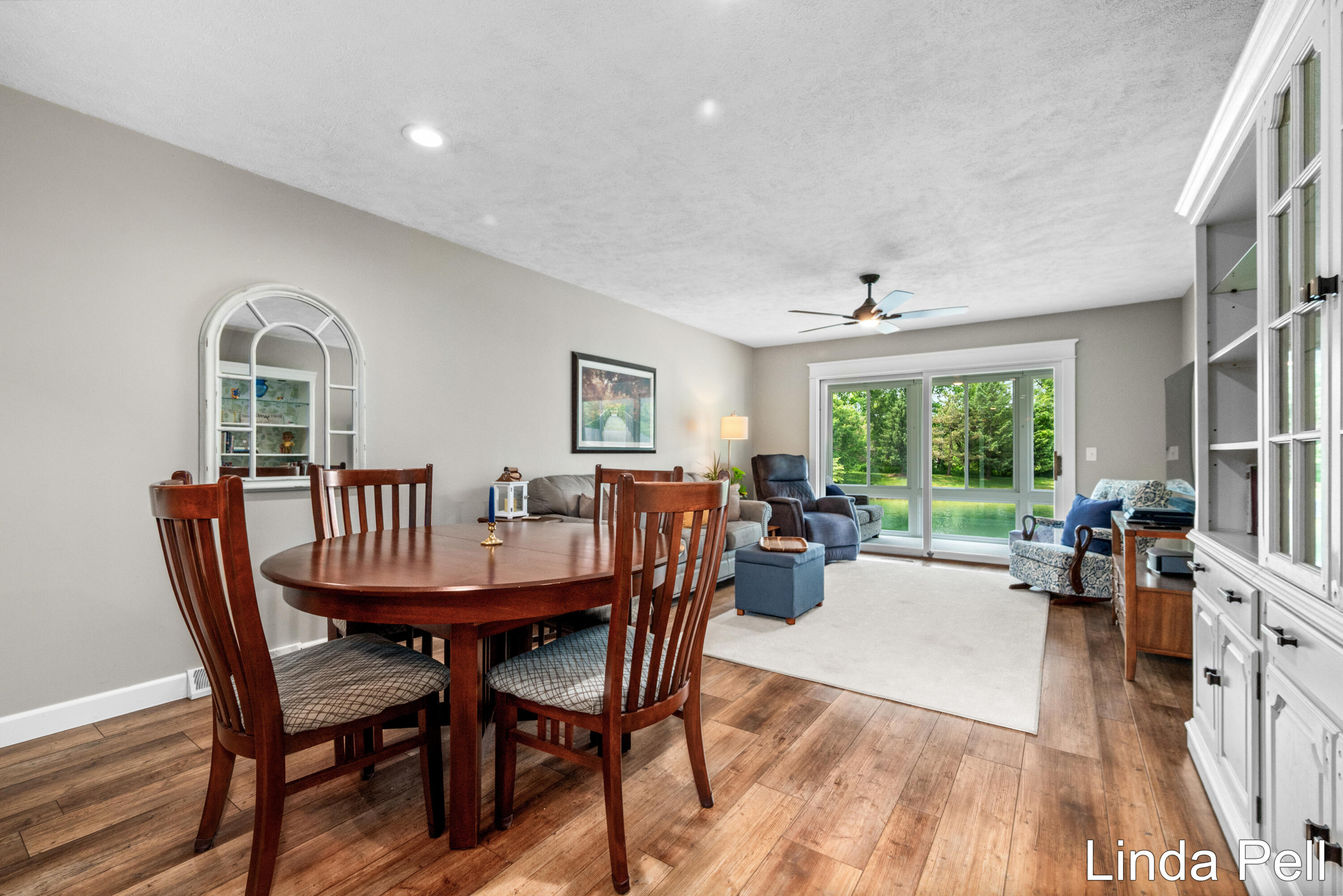 179 Laurelwood Court SW