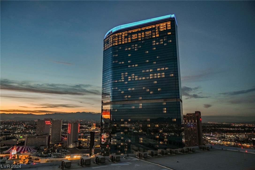 2877 Paradise Road 3004