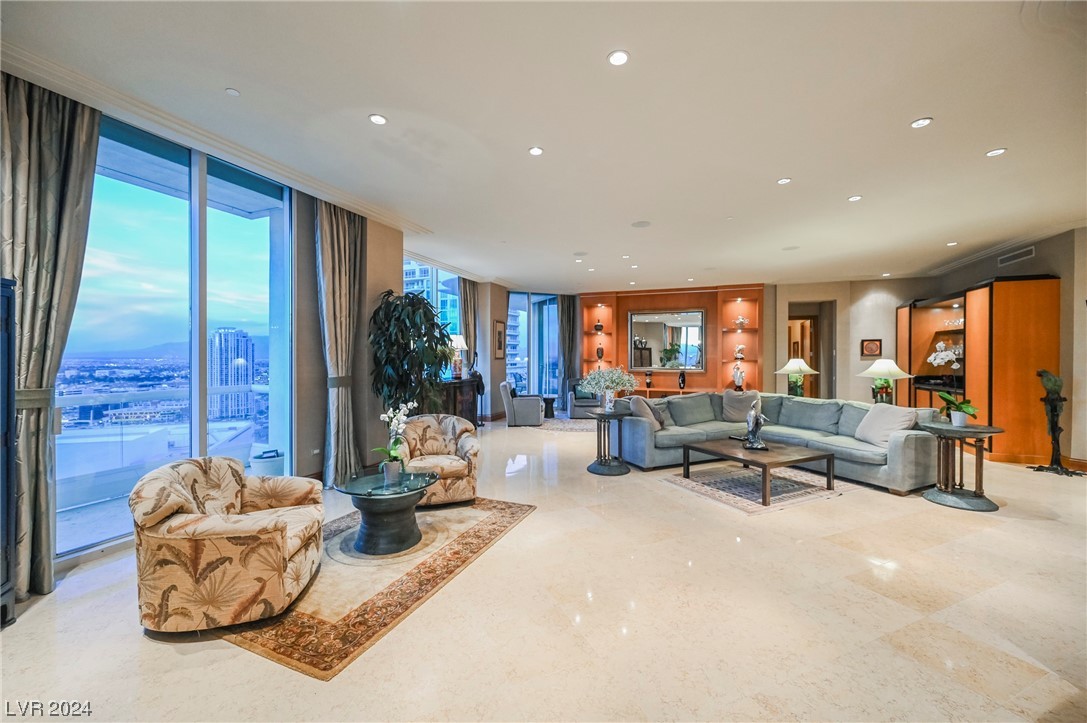 2877 Paradise Road 3004