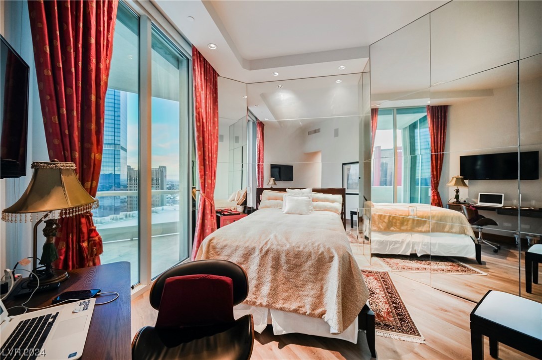 2877 Paradise Road 3004