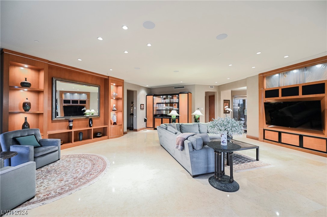 2877 Paradise Road 3004