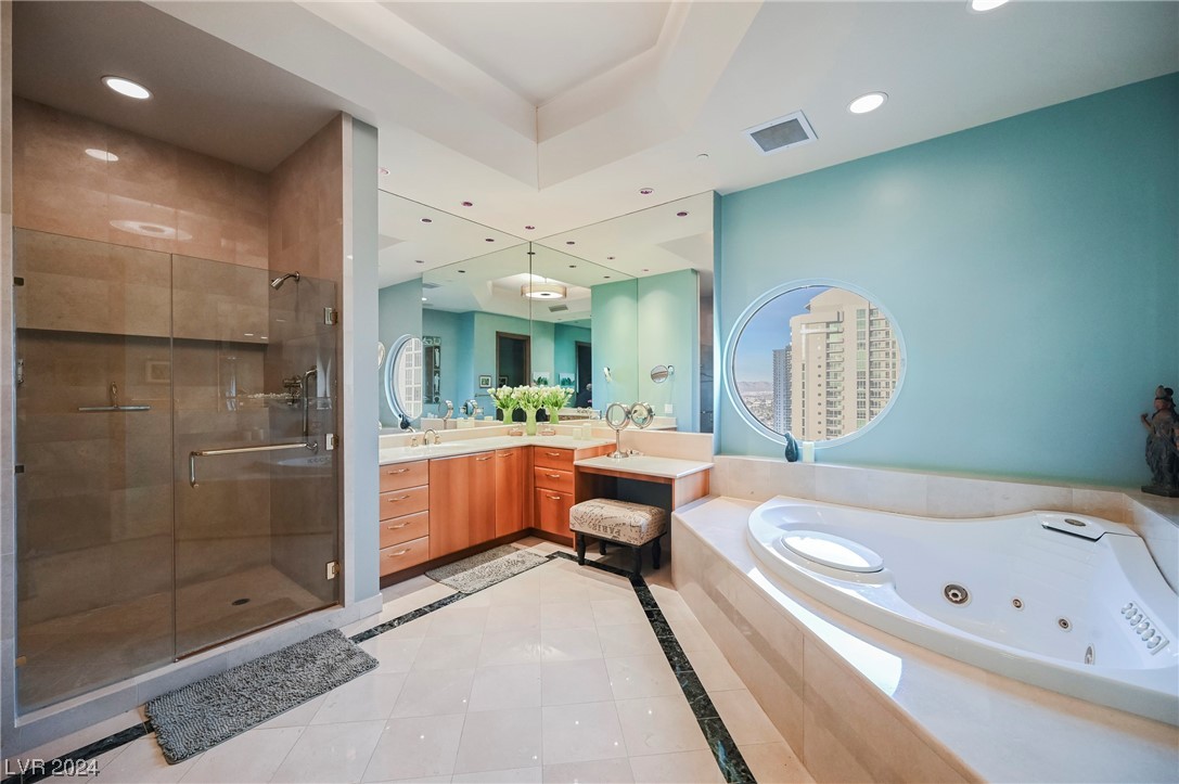 2877 Paradise Road 3004