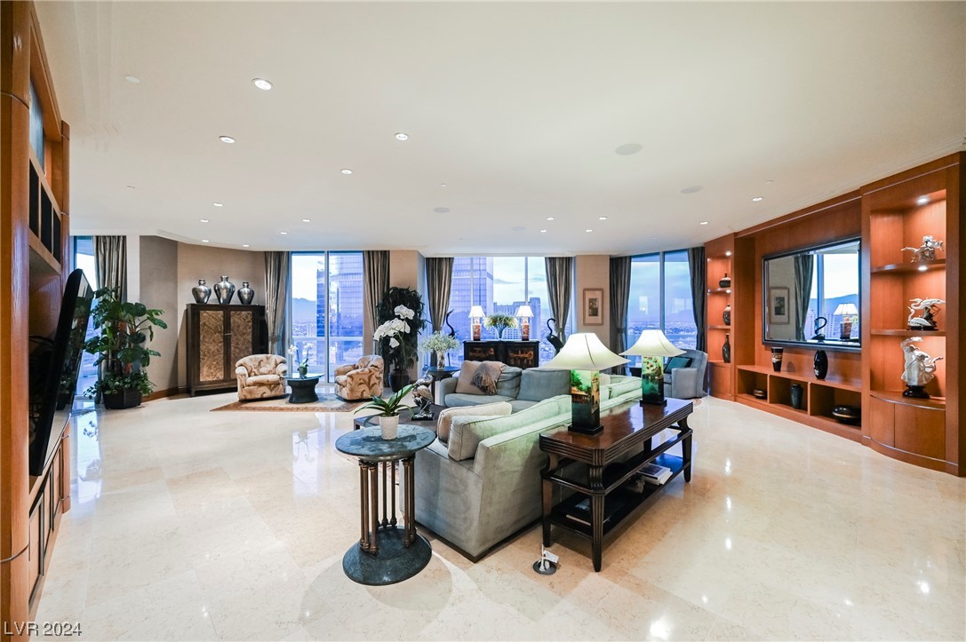 2877 Paradise Road 3004