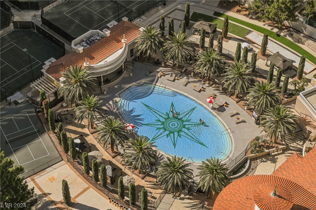 2877 Paradise Road 3004