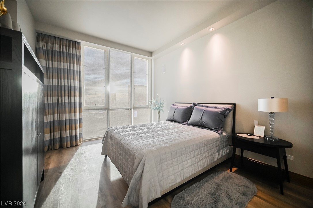 2877 Paradise Road 3004