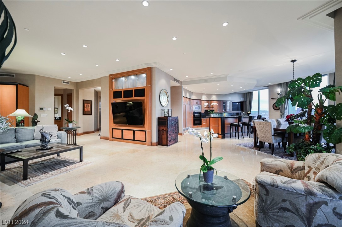 2877 Paradise Road 3004