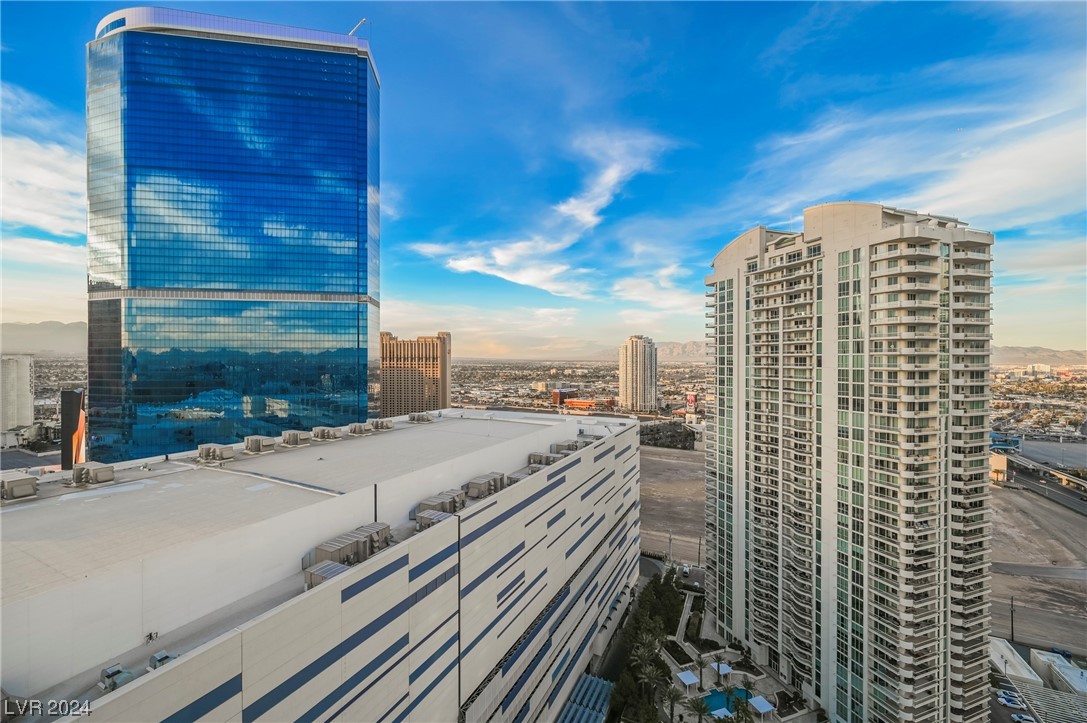 2877 Paradise Road 3004