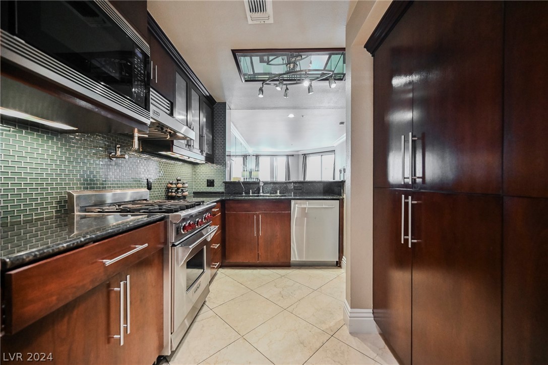 260 East Flamingo Road 305