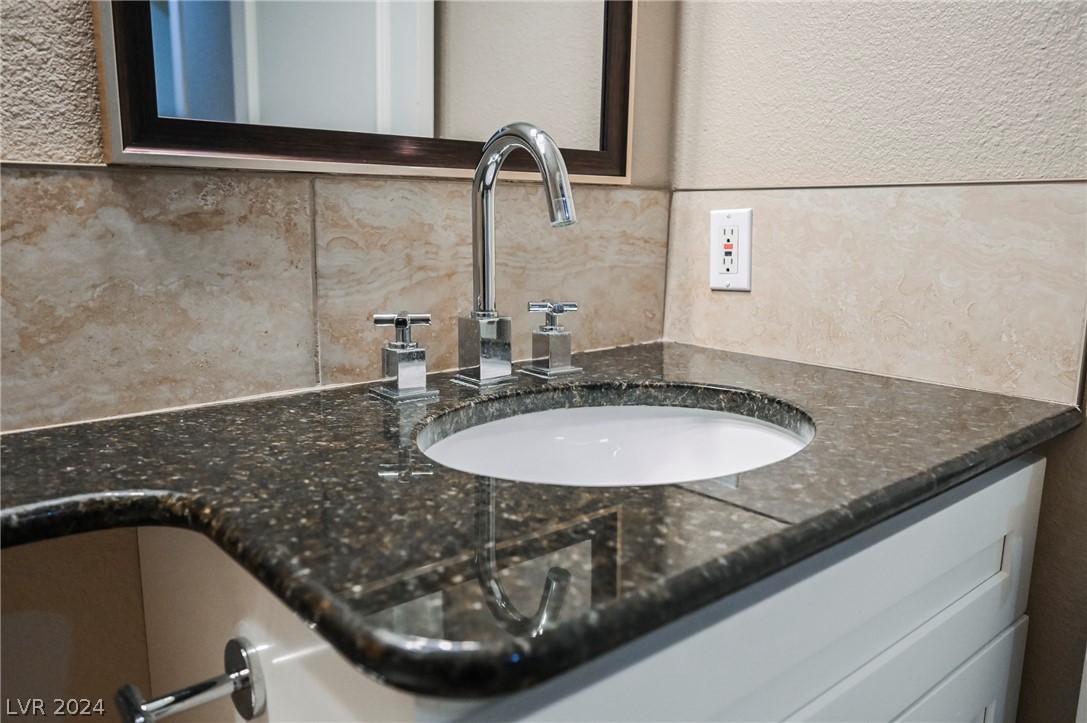 260 East Flamingo Road 305