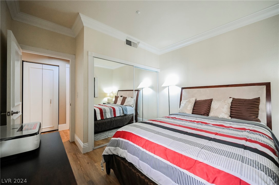 260 East Flamingo Road 305