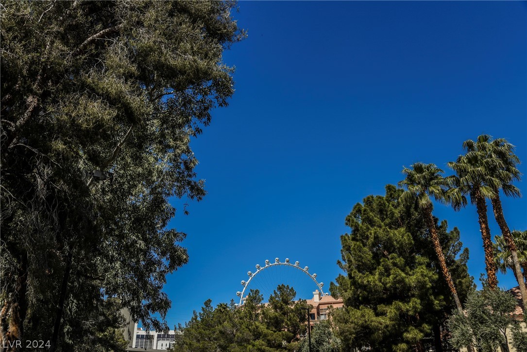 260 East Flamingo Road 305