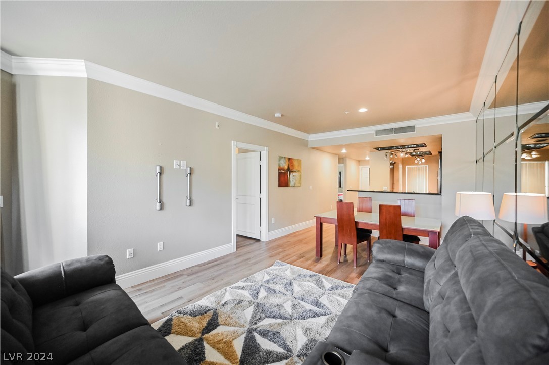 260 East Flamingo Road 305