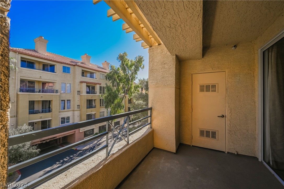 260 East Flamingo Road 305