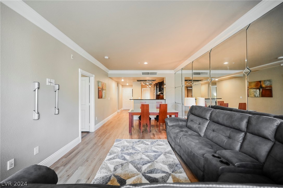 260 East Flamingo Road 305