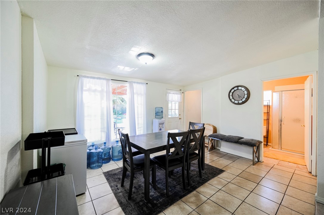 1120 Westwood Drive